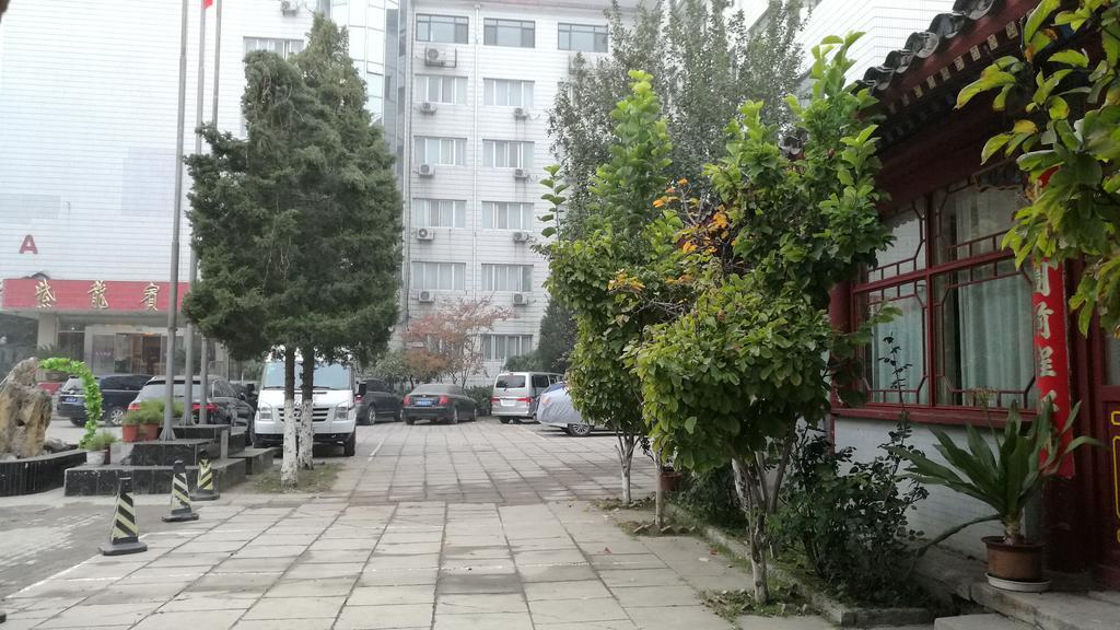 Beijing Zilong Hotel Exterior photo